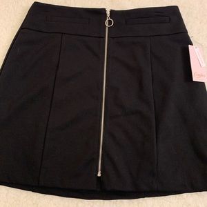 Candie’s zip front mini skirt